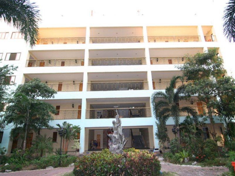 13 Coins Airport Hotel Min Buri Bangkok Luaran gambar