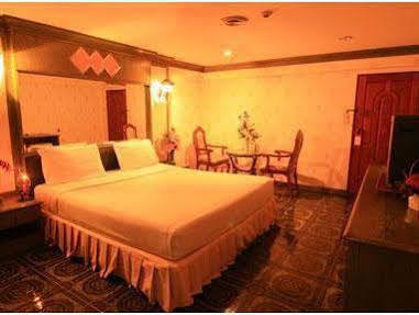 13 Coins Airport Hotel Min Buri Bangkok Luaran gambar