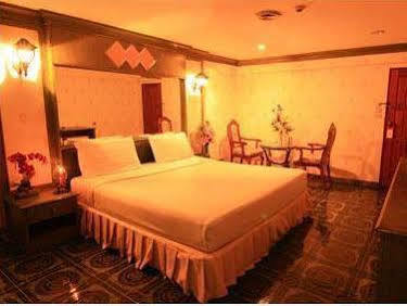 13 Coins Airport Hotel Min Buri Bangkok Luaran gambar