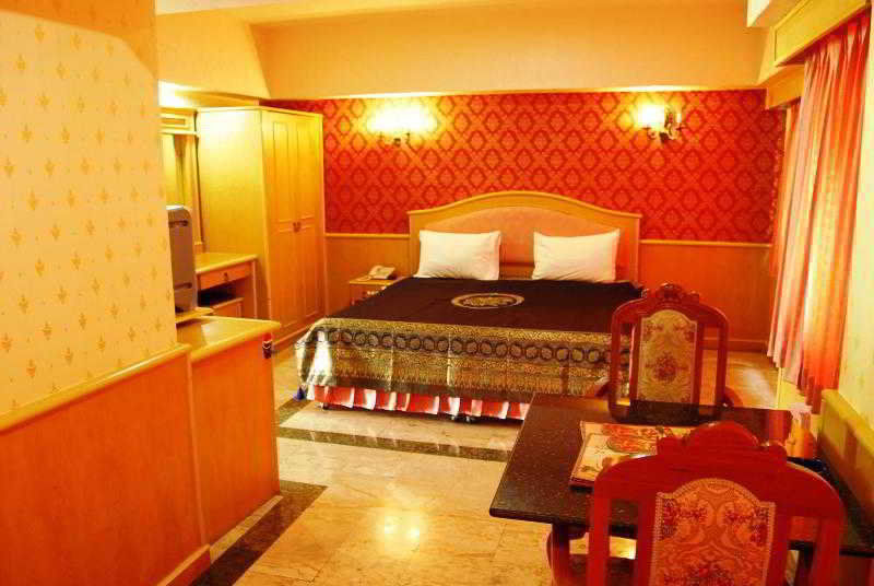 13 Coins Airport Hotel Min Buri Bangkok Luaran gambar